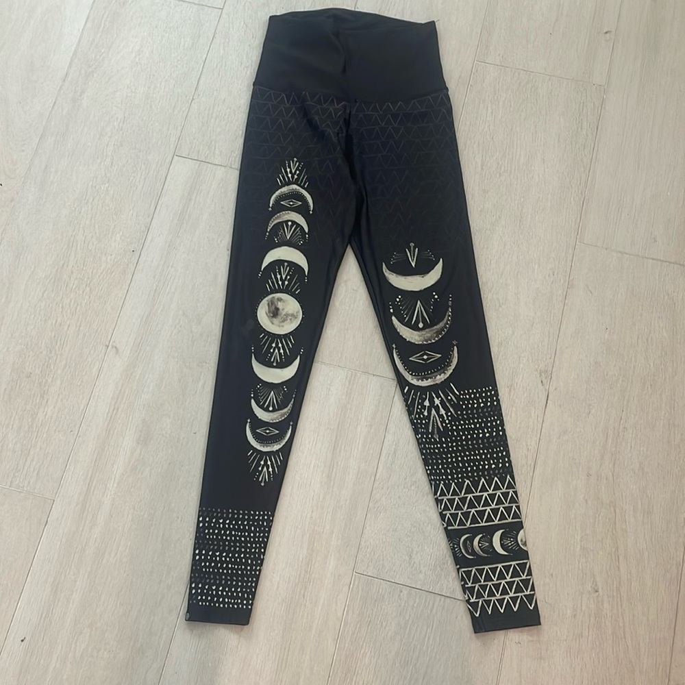 Onzie moon pants